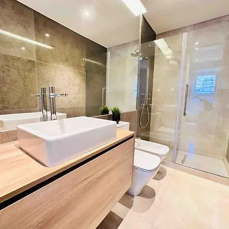 Lisbon Marques De Pombal Top Flat Great Locations City Center B Exterior photo