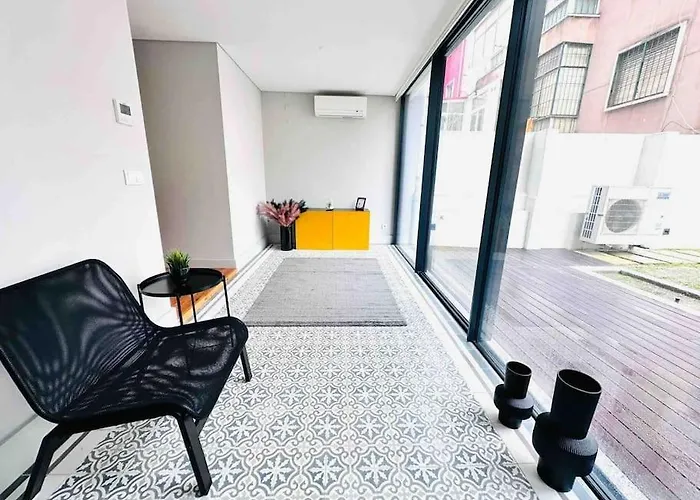 Lisbon Marques De Pombal Top Flat Great Locations City Center B